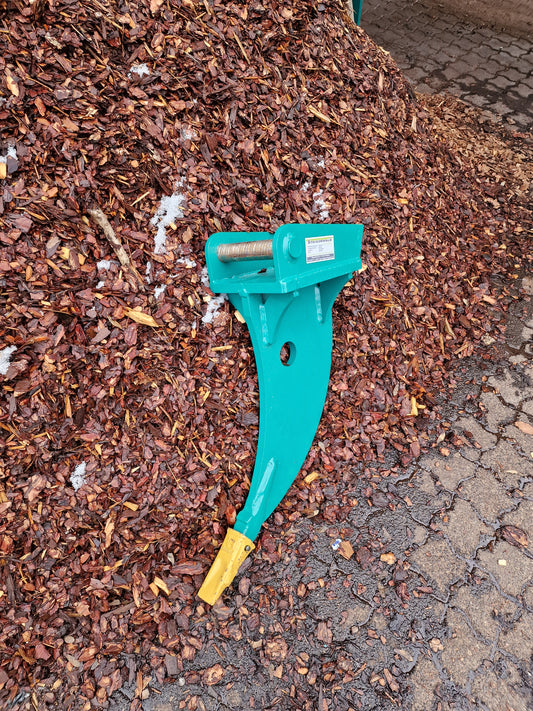 Anbaugeräte Planierbalken / Reisigrechen / Sieblöffel usw. mieten Vermietung Baumaschine