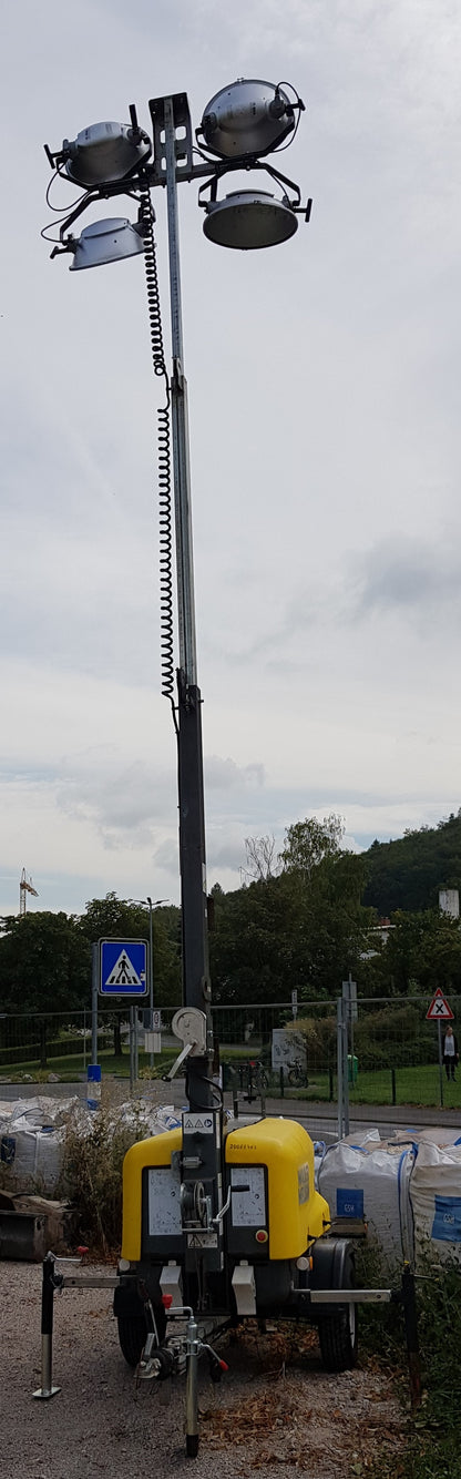 Lichtmast Flutlicht / Generator Beleuchtung mieten Vermietung 65€+