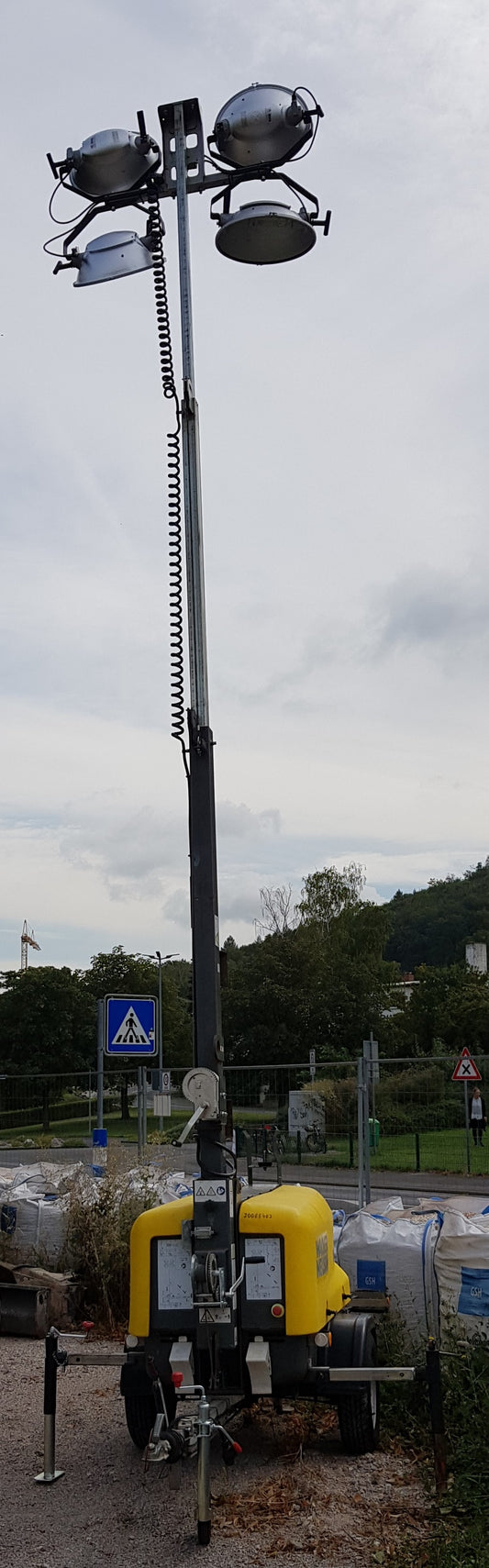 Lichtmast Flutlicht / Generator Beleuchtung mieten Vermietung 65€+